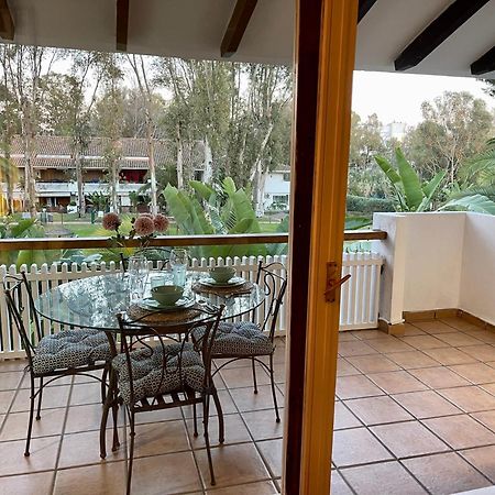 Puerto Banus Pol Suite Y Hada Suite Marbella Exteriör bild