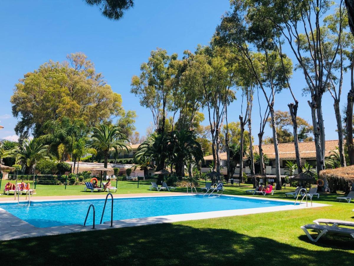 Puerto Banus Pol Suite Y Hada Suite Marbella Exteriör bild