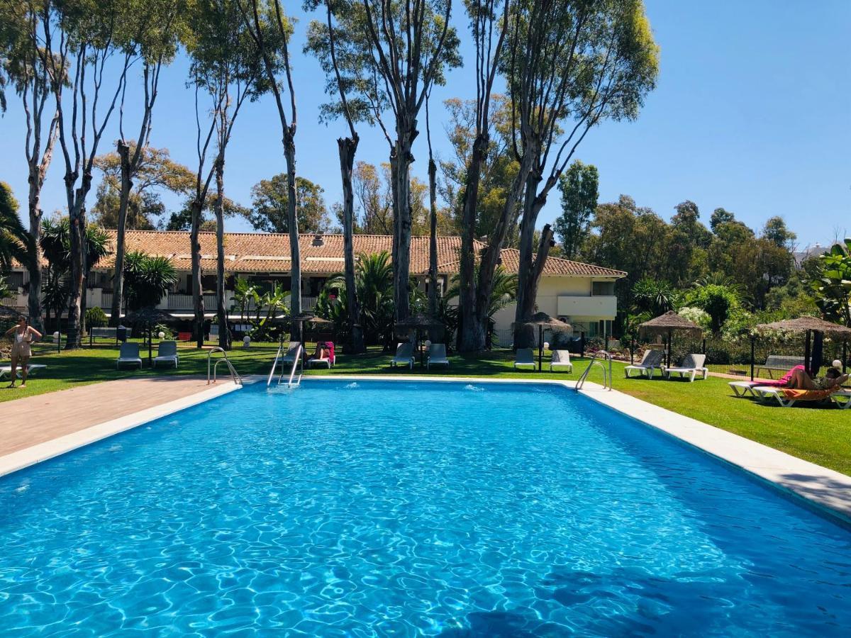 Puerto Banus Pol Suite Y Hada Suite Marbella Exteriör bild