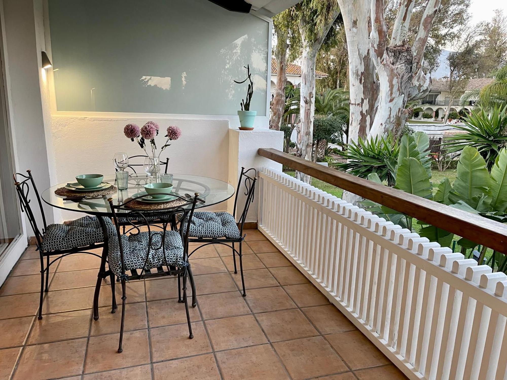 Puerto Banus Pol Suite Y Hada Suite Marbella Exteriör bild