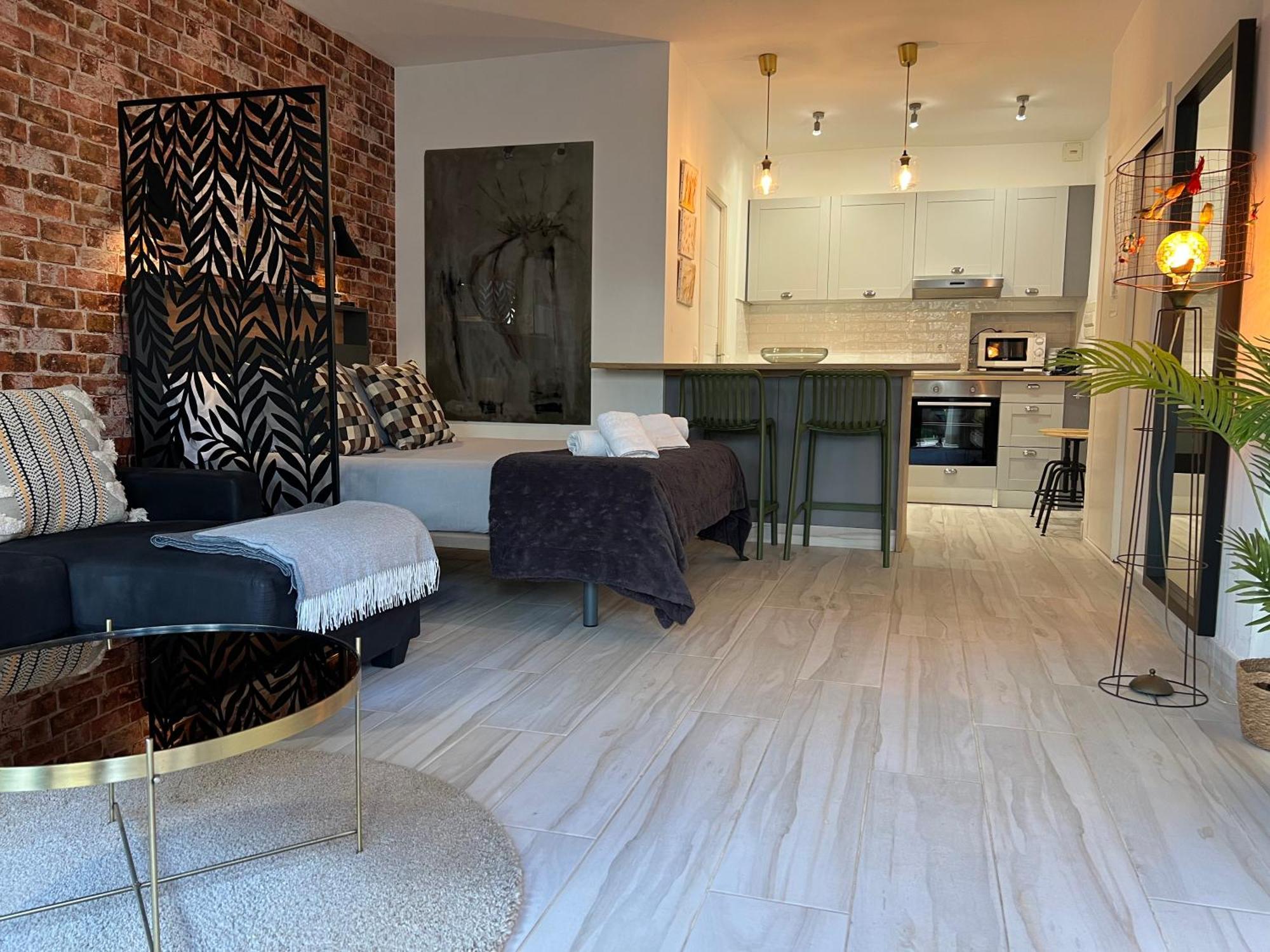 Puerto Banus Pol Suite Y Hada Suite Marbella Exteriör bild